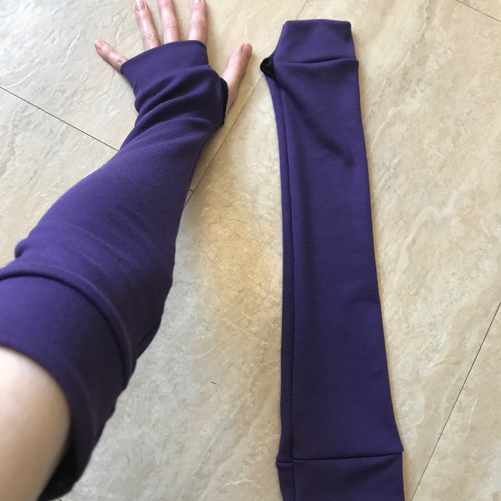 Handmade Purple Armwarmers with Finger Holes Cotton Blend Arm Warmers Hand Cover
